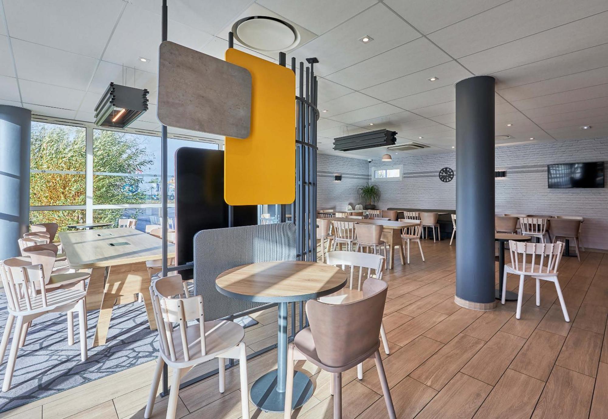 B&B HOTEL Ouistreham Extérieur photo
