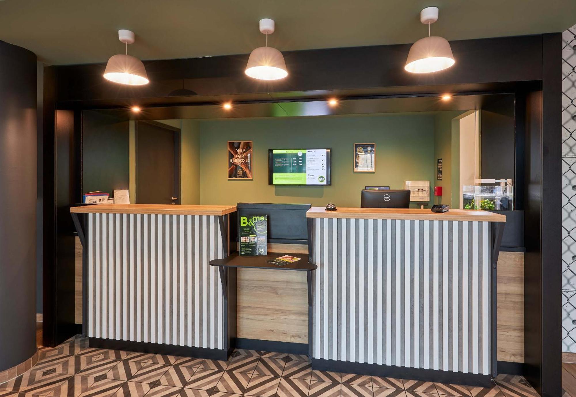 B&B HOTEL Ouistreham Extérieur photo